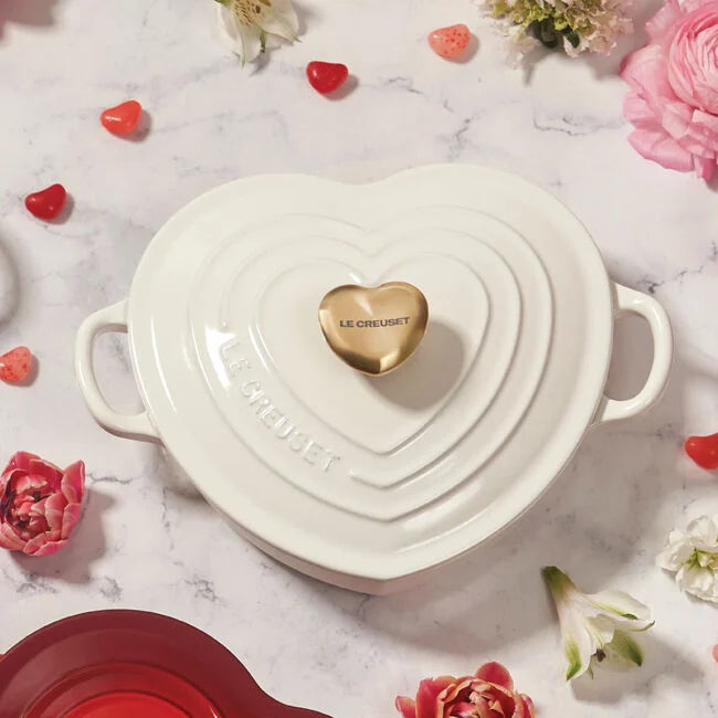 Le Creuset Shallow Heart Baker with Gold Heart Knob - White