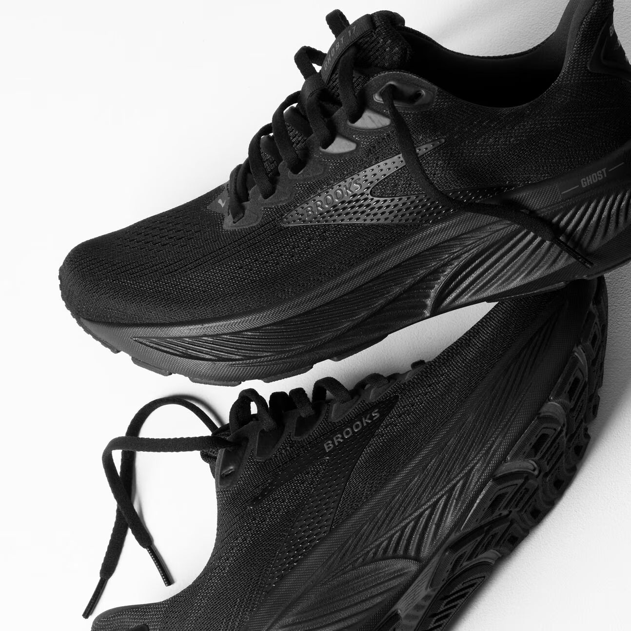 Brooks Men's Ghost 17 - Black/Black/Ebony