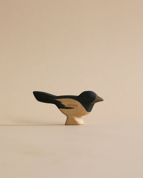 Handmade Holzwald Bird - Magpie
