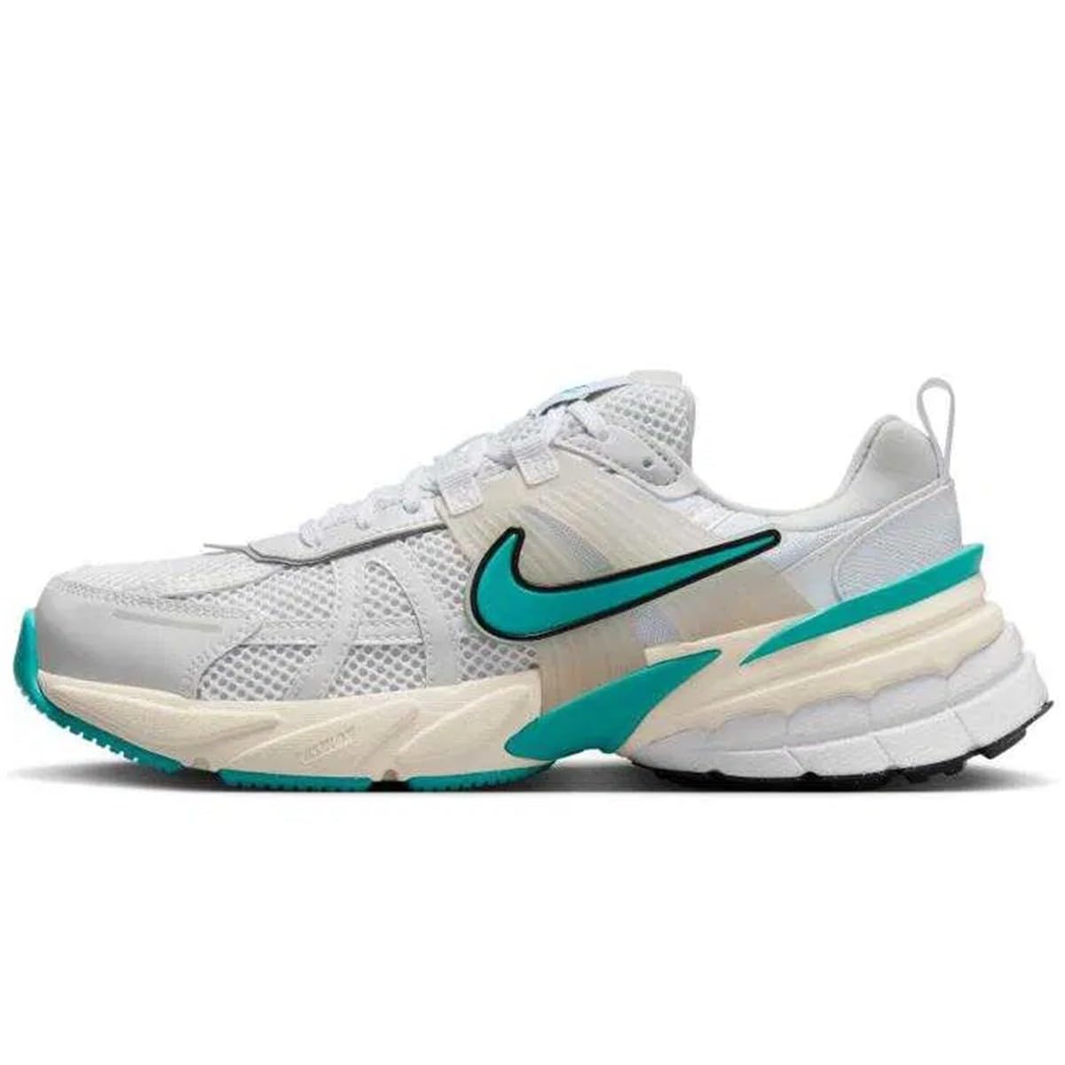 Nike Women's V2K Run Shoes
