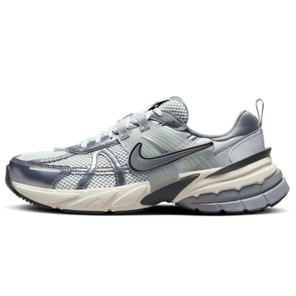 Nike Women's V2K Run Shoes