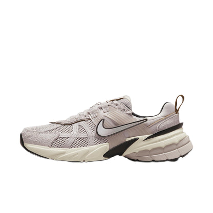 Nike Women's V2K Run Shoes