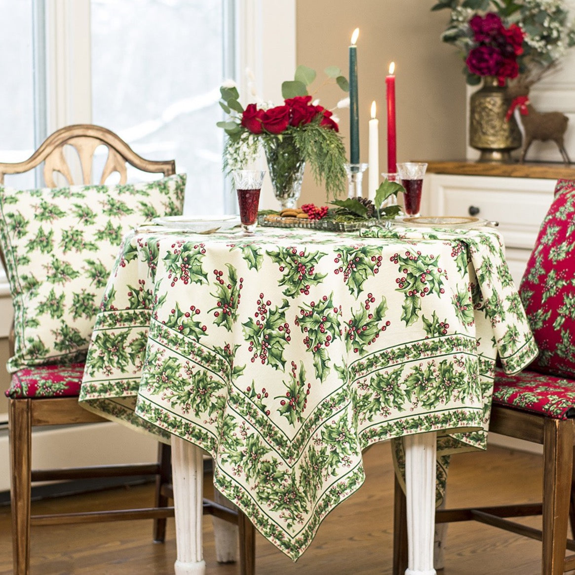 April Cornell - Holly Tablecloth Ecru
