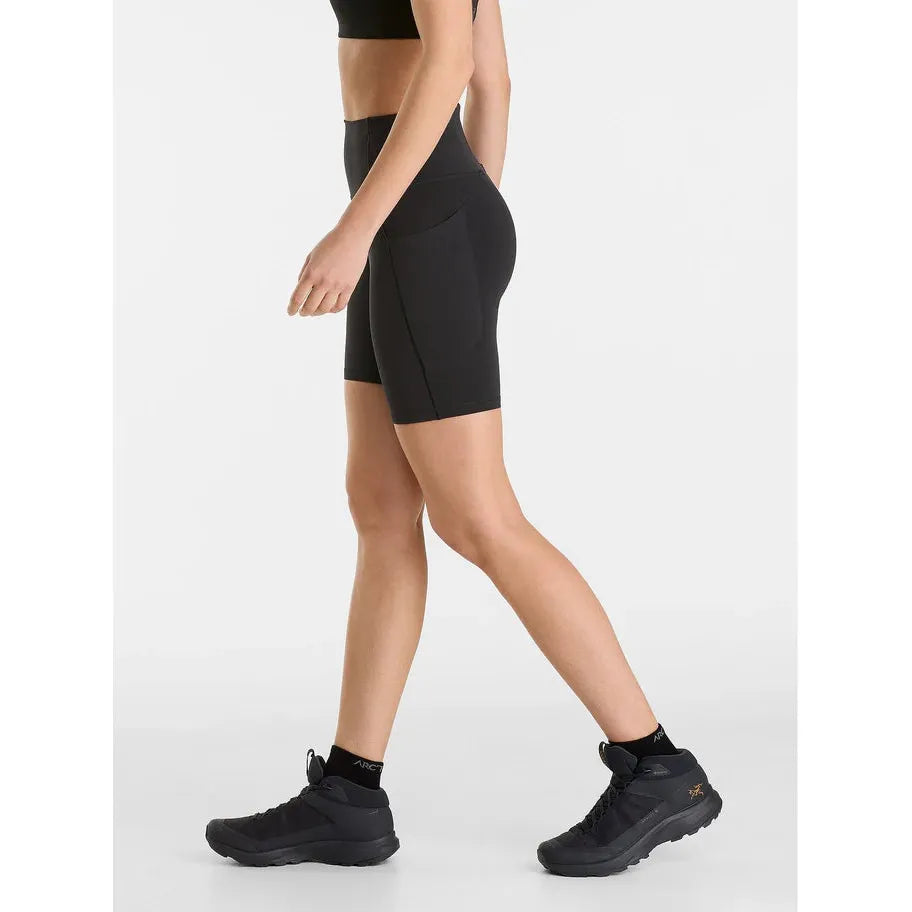 Arc'teryx  Women's Essent High-Rise Short 8"