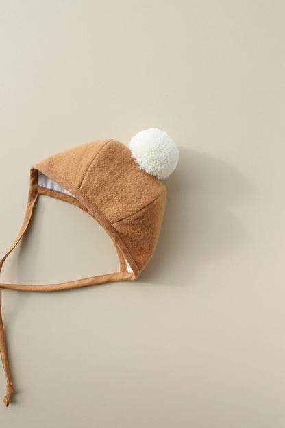 Briar Baby Saddle Pom Bonnet