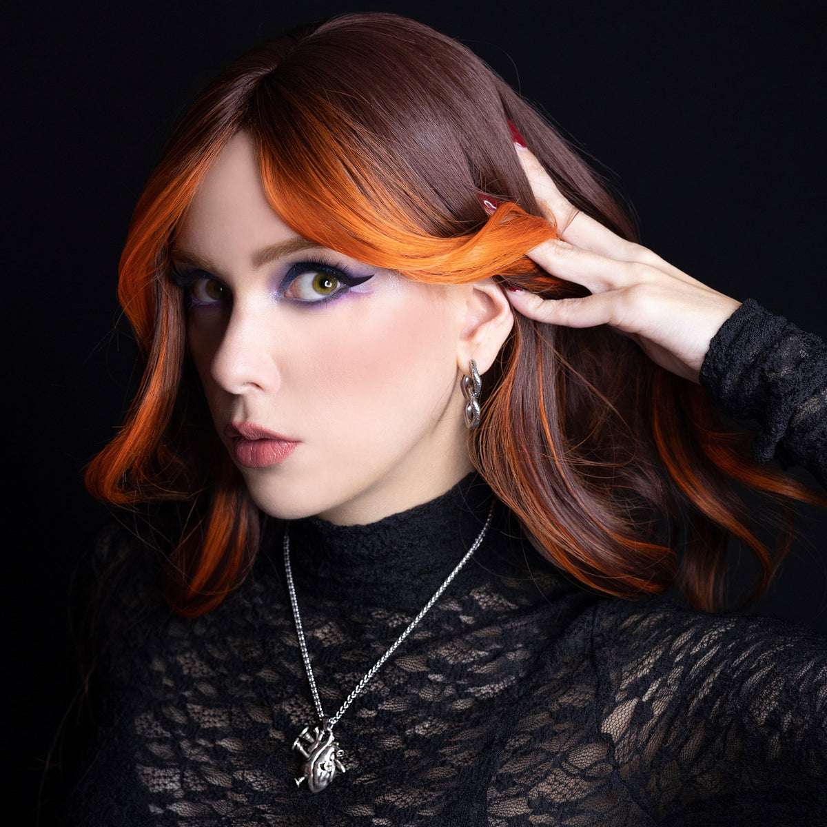 ETERNAL LINK EARRINGS