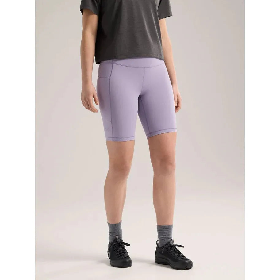 Arc'teryx  Women's Essent High-Rise Short 8"