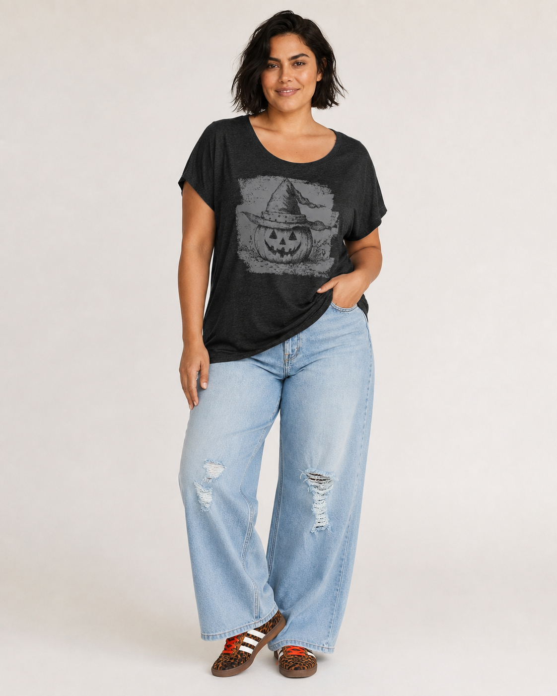 Spellbound Pumpkin Graphic Tee in Black