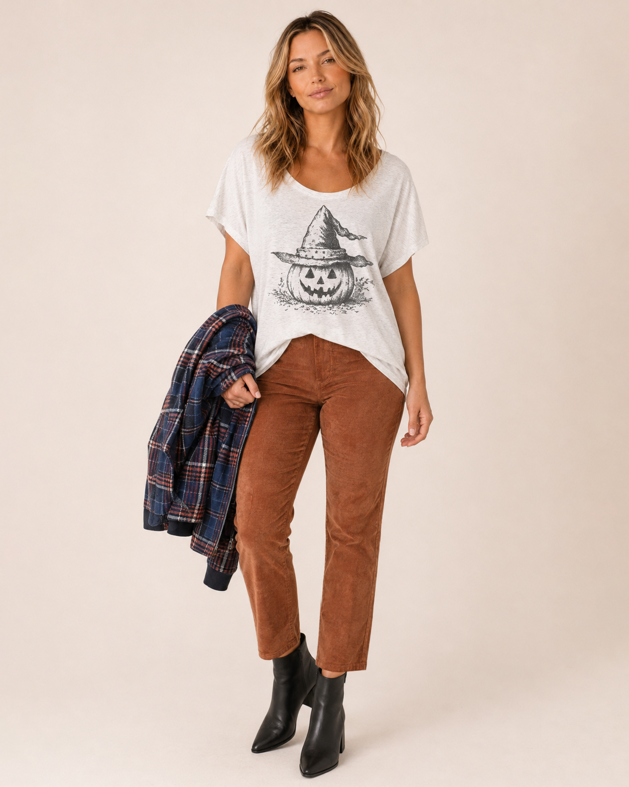 Spellbound Pumpkin Graphic Tee in White